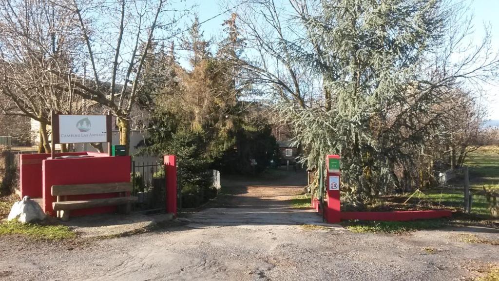 Palau-de-Cerdagne Camping Las Asperas*** מראה חיצוני תמונה